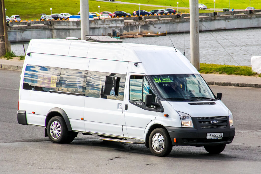 Mercedes sprinter ford transit